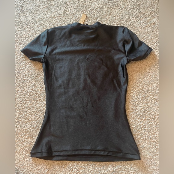Skims Metallic Fits Everybody T-Shirt (NWT) - Picture 5 of 6